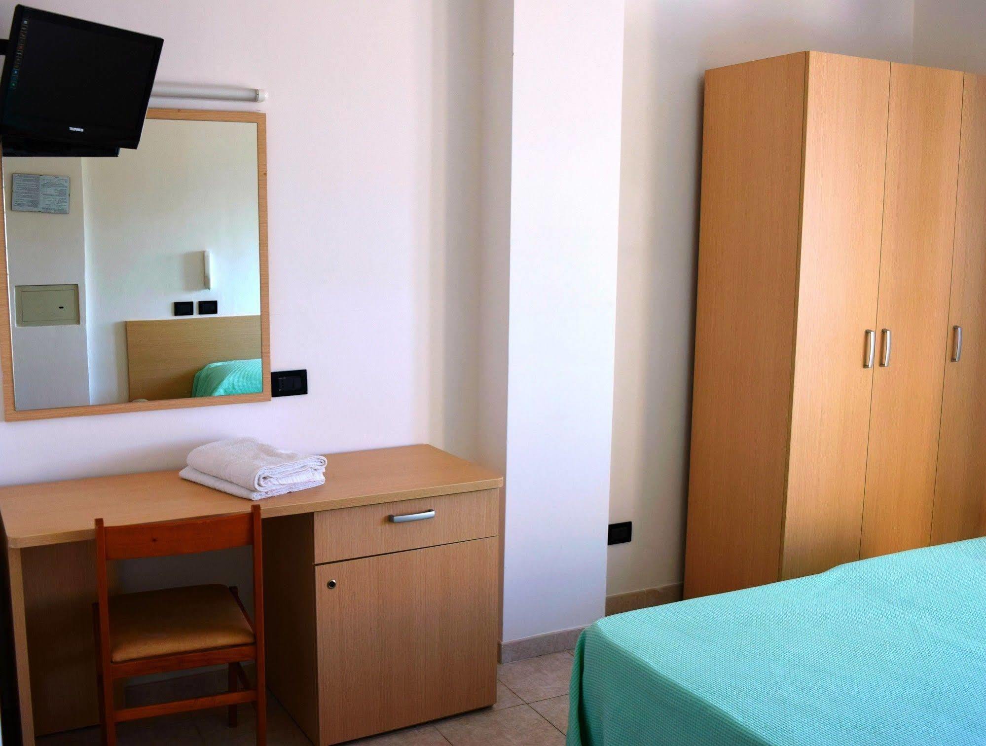 Hotel Atlantic Senigallia Extérieur photo