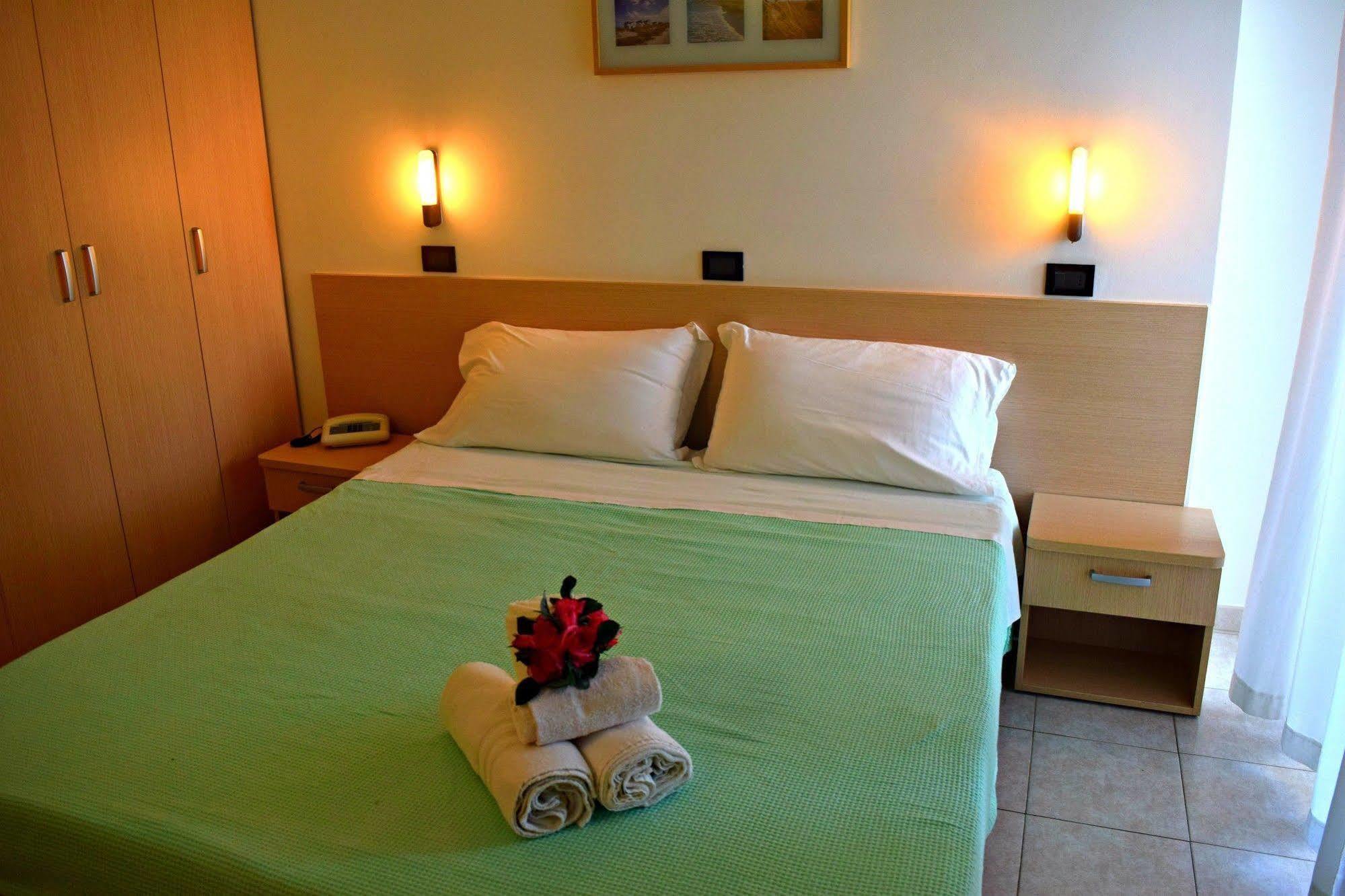 Hotel Atlantic Senigallia Extérieur photo